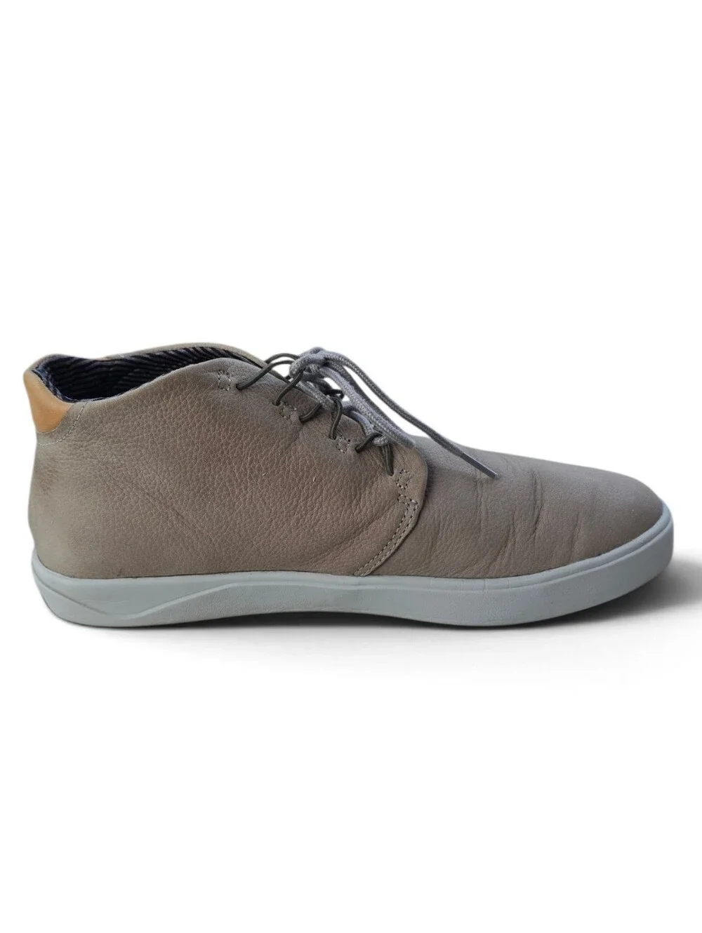 OluKai Men's Nana Hele Chukka Boots Waterproof Fog Grey Size 11.5